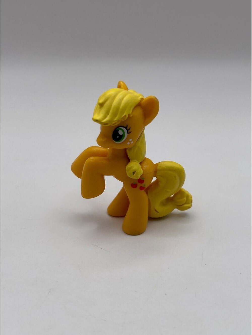 Hasbro My Little Pony Applejack G4 Blind Bag Mini Figure 5cm Orange
